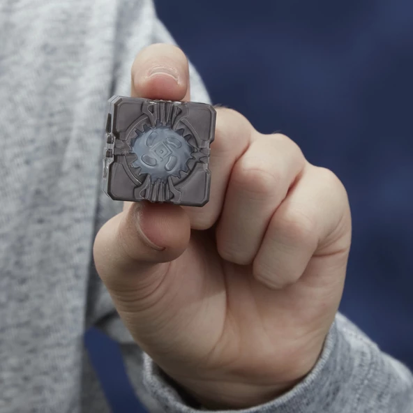 Transformers Allspark Tech Starter Pack Autobot Sqweeks - 4