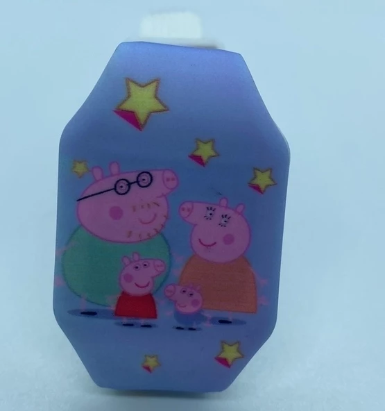 Kumik Peppa Pig Ailesi Karanlıkta Parlayan Led Oyuncak Saat