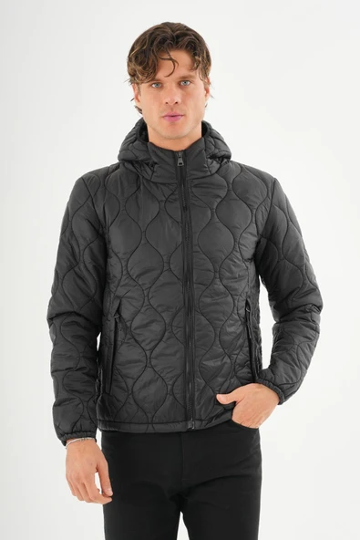 Erkek Reguler Fit Çok Hafif Kışlık Kapitone Mont - Resim 2