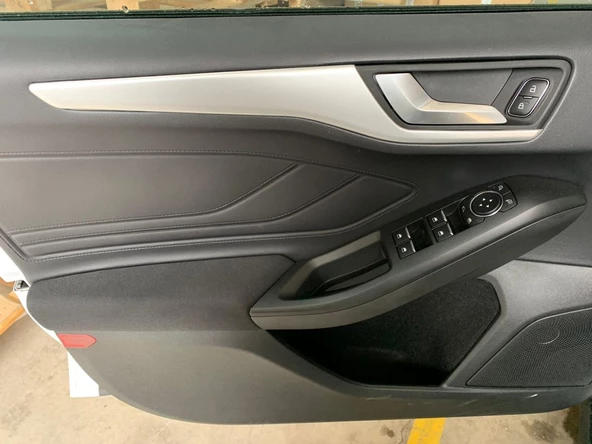Autogp FORD FOCUS 2019+ PANEL KAPLAMA KALIN MODEL - SILVER (ABS)