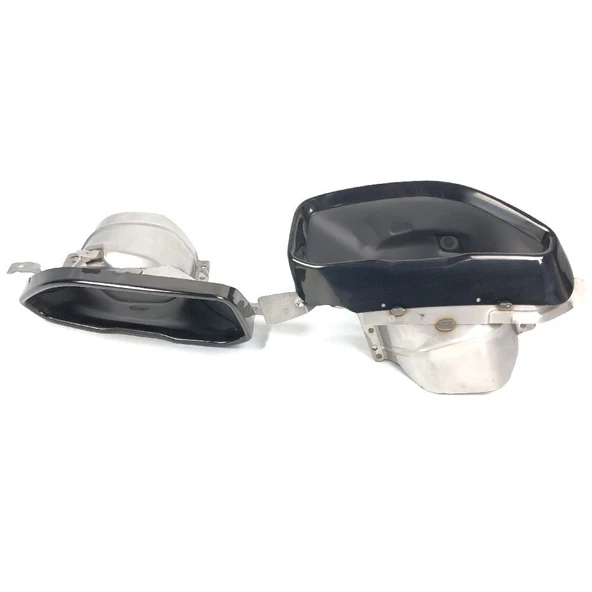 AUTOGP Bmw g20 egzoz ucu siyah 3.40 model