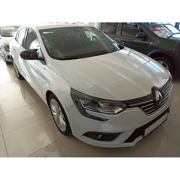 AUTOGP Renault megane 4 ayna kapağı batman yarasa piano black - 2