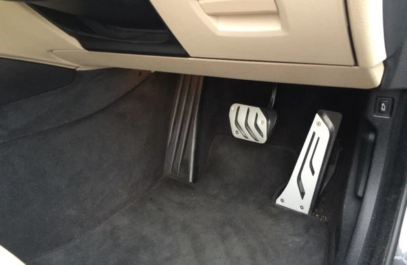 AUTOGP BMW E92 pedal seti takımı geçmeli otomotik 2 parça - 3