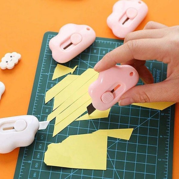 SRTfootcare Taşınabilir Bulut Şeklinde Maket Bıçağı 1 Adet PEMBE