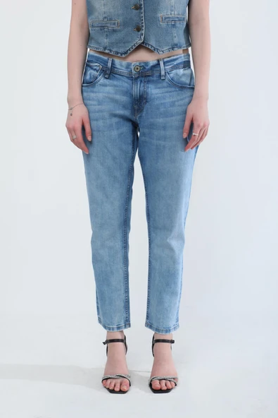 Kadın Likralı Straight Fit Jean Pantolon Mavi