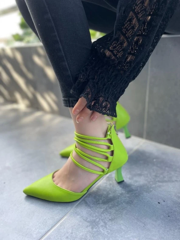 Miyda Yeşil Cilt Topuklu Ayakkabı