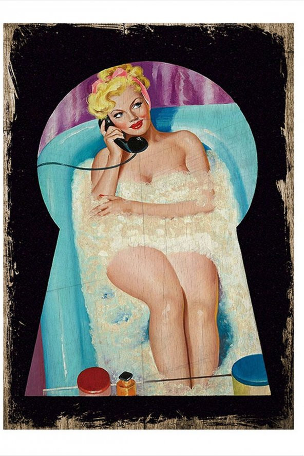 Bedeko Duşta Telefonla Konuşan Pin Up Kızı Mdf Tablo 18 cm x 27 cm