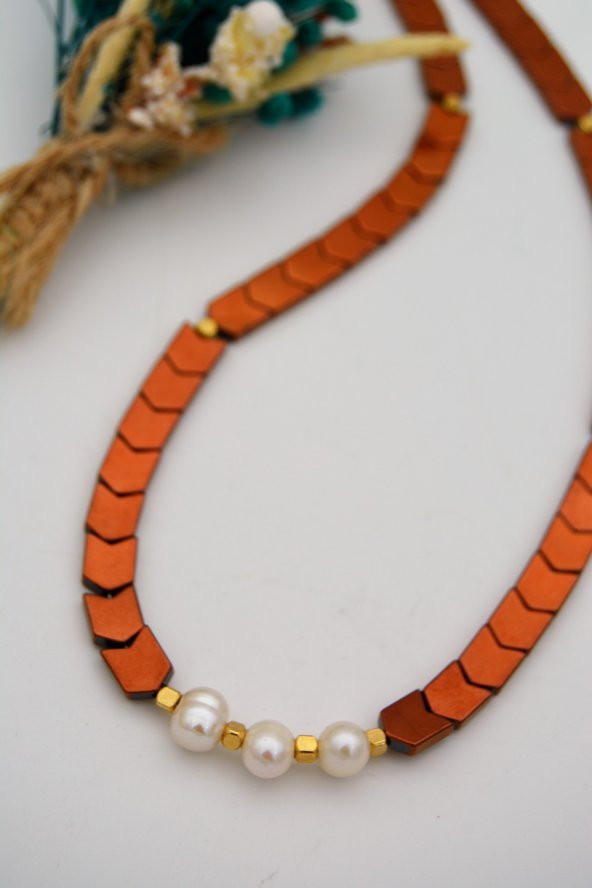 STONEAGE Hematit ve İncili Tasarım Şifa Kolyesi ürün görseli