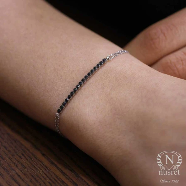 Nusret Takı 925 Ayar Gümüş Su Yolu Bileklik, Beyaz - Siyah Taş ürün görseli 1