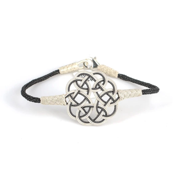 Siyah  Beyaz Aşk Düğümü 999 Ayar Gümüş Kazaz Bileklik WGBL064 ürün görseli