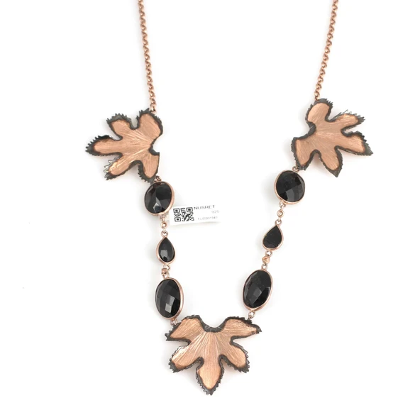 925 Ayar Gümüş Garnet Taşlı Yaprak Kolye - Resim 4