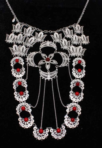 925 Ayar Gümüş Mercan Taşlı Ay Modeli Telkari Kolye ürün görseli 1