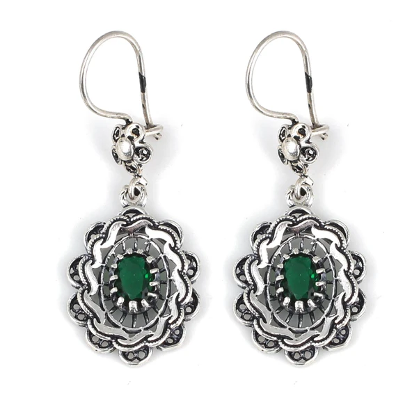 Çiçek Motifli Zümrüt Taşlı 925 Ayar Gümüş Telkari Küpe ürün görseli 1