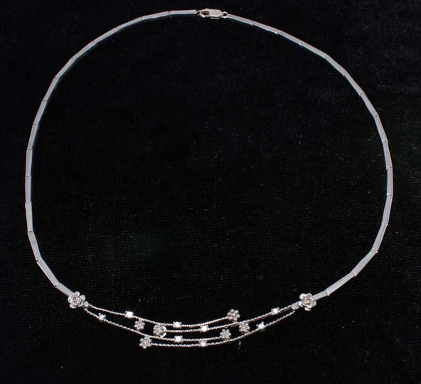 925 Ayar Gümüş Çiçekli Tellerle Bağlı Kolye - Resim 4