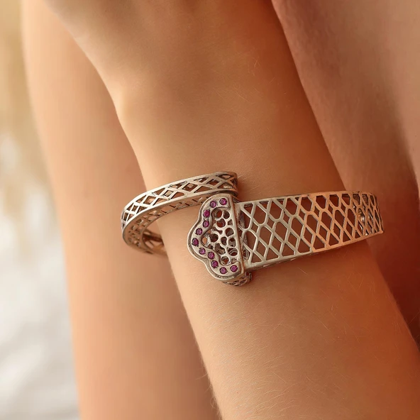 Taşlı 925 Ayar Gümüş Ajur Bilezik ürün görseli