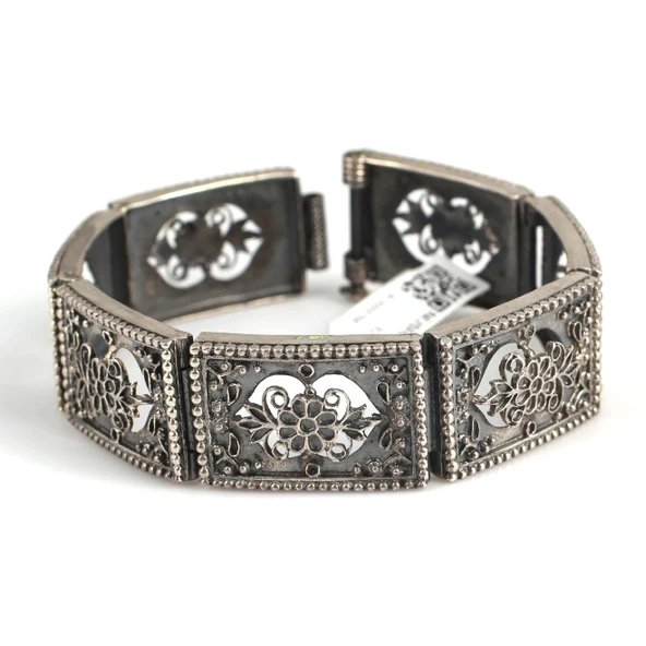 925 Ayar Gümüş Çiçek Motifli Paftalı Bileklik ürün görseli