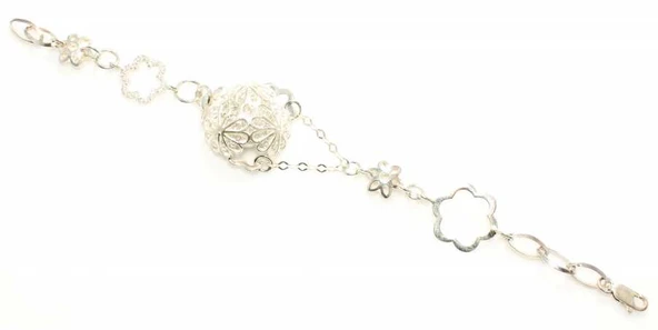 925 Ayar Gümüş Yarım Top Çiçekli Zincir Bileklik - Resim 4