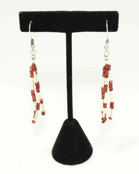 925 Ayar Gümüş Garnet Taşlı Üç Sıralı Küpe - Resim 3