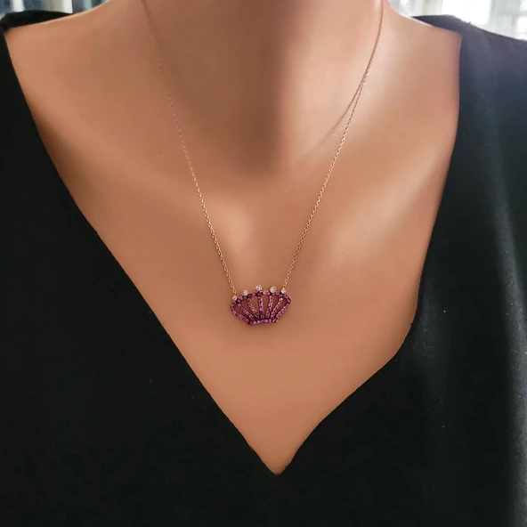 925 Ayar Gümüş Yakut Taşlı Taç Kolye ürün görseli