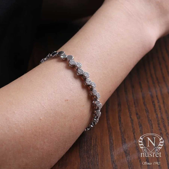 925 Ayar Gümüş Petek Desenli Pırlanta Montür Bileklik - Resim 3