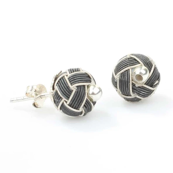 925 Ayar Gümüş Top Siyah Kazaz Küpe ürün görseli 1