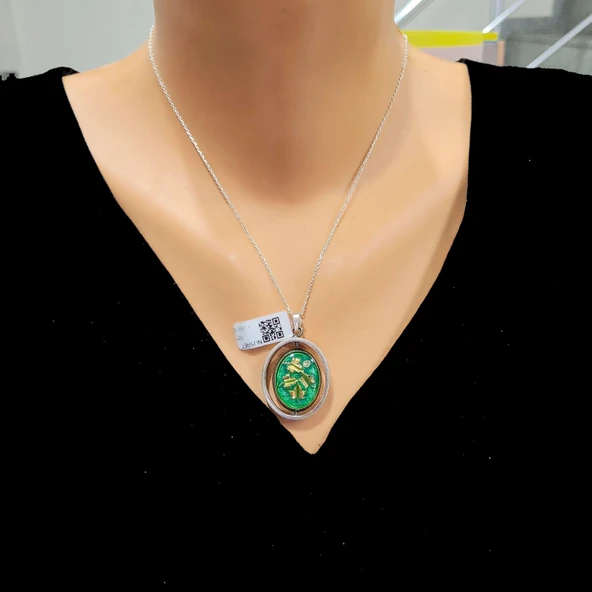 925 Ayar Gümüş Çift Taraflı Yeşil Mineli Harf Kolye - Resim 2