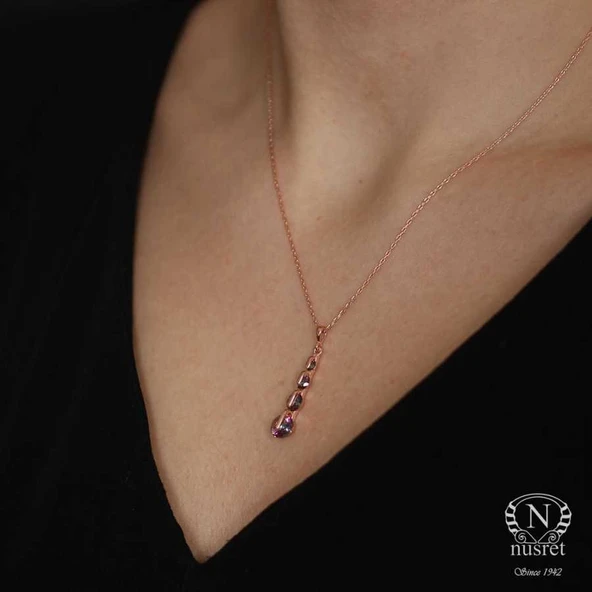 925 Ayar Gümüş Mistik Topaz Taşlı Süzme Model Kolye ürün görseli