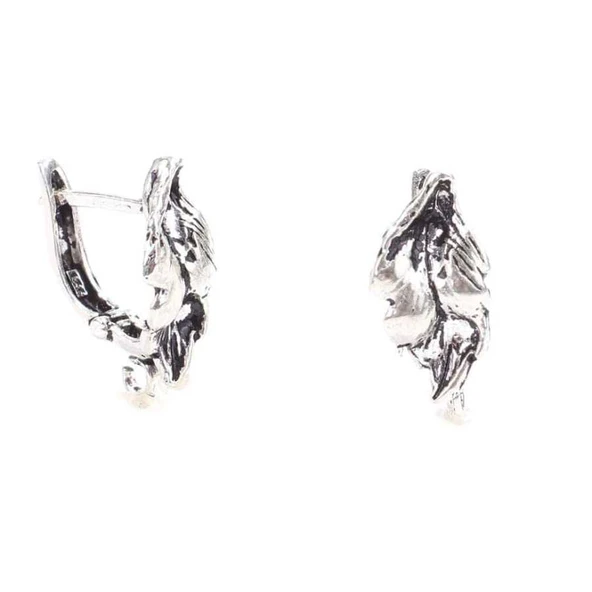 925 Ayar Asma Yaprağı modeli Arkadan Kıskaçlı Küpe ürün görseli