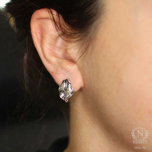 925 Ayar Sedef Yaprağı modeli Arkadan Kıskaçlı Küpe - Resim 6
