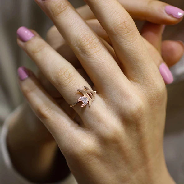 925 Ayar Gümüş Balık Yüzük, Pembe - Beyaz Taş ürün görseli 1