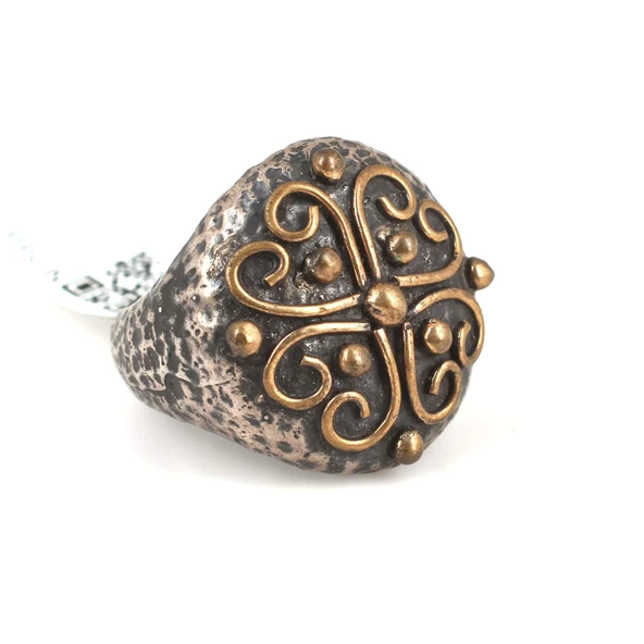 925 Ayar Gümüş ve Bronz Karışımı Desenli Yuvarlak Yüzük - Resim 3