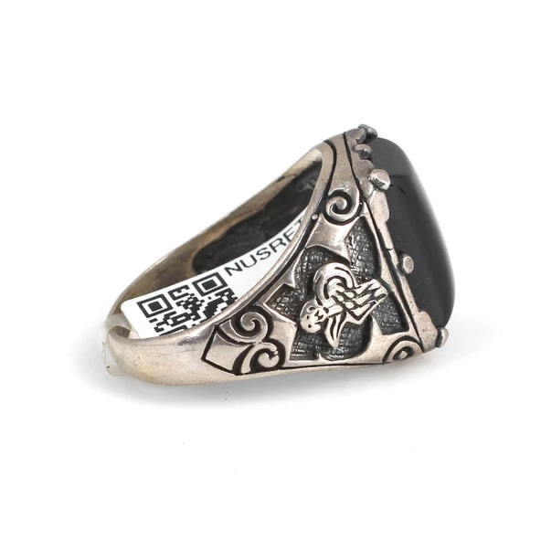 925 Ayar Gümüş Dikdörtgen Oniks Taşlı Tuğralı İşlemeli Erkek Yüzük - Resim 3