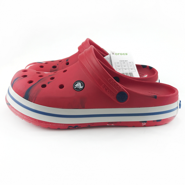 CROCS CROCBAND KIRMIZI BOYA DESENLİ