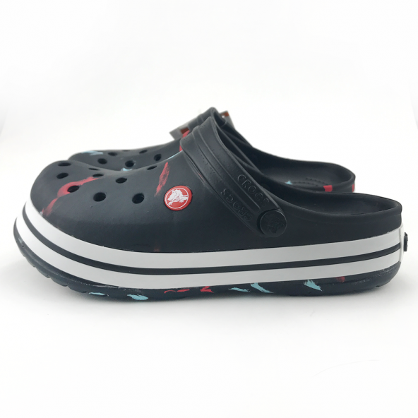 CROCS CROCBAND SİYAH BOYA DESENLİ