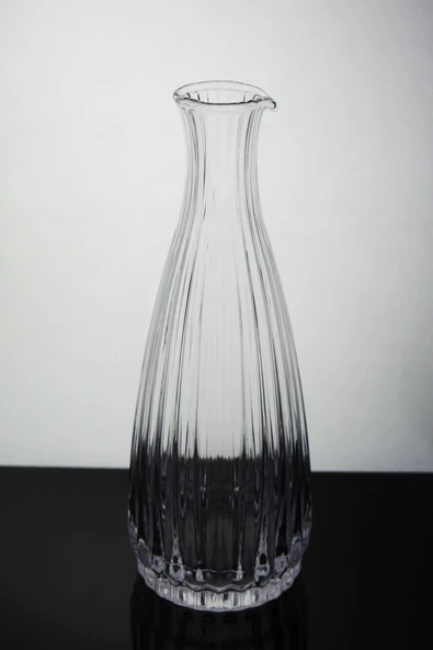 Paşabahçe Kristal El İmalat Raffles Nude Logolu Karaf 1 Adet 28328 - Resim 2