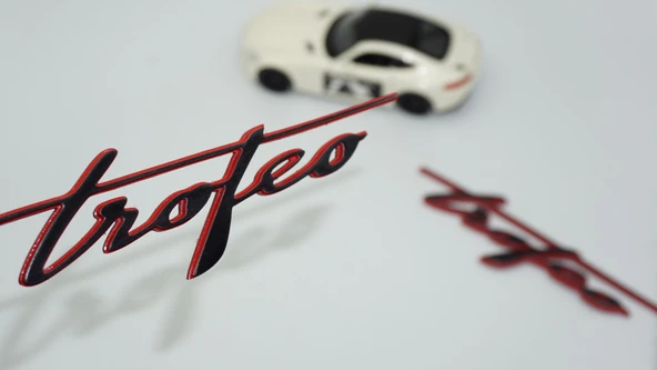 DK Tuning Maserati Trofeo Çamurluk Siyah Kırmızı Yazı Logo Amblem - Resim 3