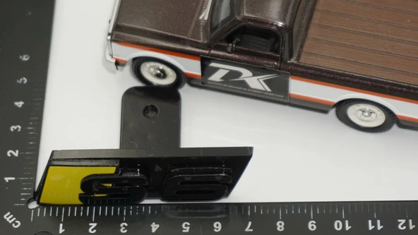 DK Tuning S6 Sarı Siyah Ön Panjur Logo Arma Audi İle Uyumlu - Resim 2