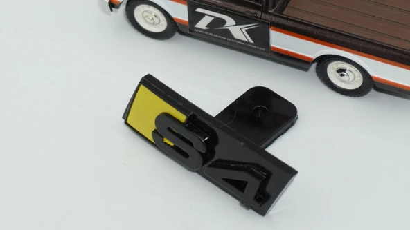 DK Tuning S4 Siyah Sarı Ön Panjur Logo Arma Audi İle Uyumlu - Resim 5