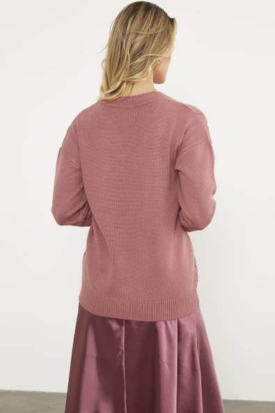 V Yaka Motifli Triko Kazak - Gül - Resim 6