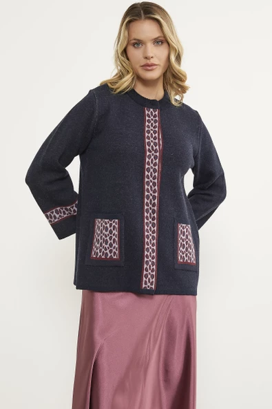 Leopar Detaylı Geniş Kalıp Triko Hırka - Lacivert - Resim 3