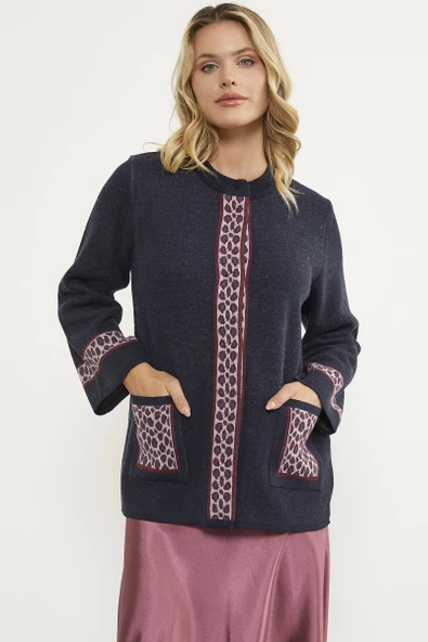 Leopar Detaylı Geniş Kalıp Triko Hırka - Lacivert - Resim 4