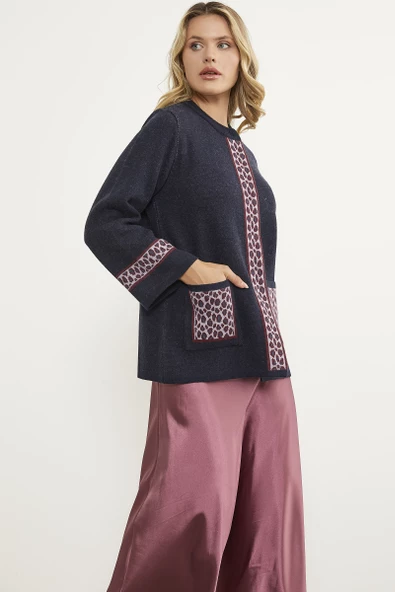 Leopar Detaylı Geniş Kalıp Triko Hırka - Lacivert - Resim 2