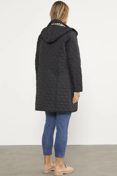 Kapüşonlu Ekose Detaylı Uzun Mont - Siyah - 8