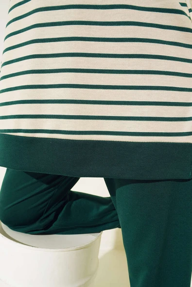 Yatay Şeritli İki İplik Takım Zümrüt Yeşil - Resim 4