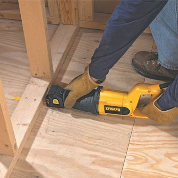 Dewalt DWE305PK-QS Profesyonel Tilki Kuyruğu Testere 1100Watt - 3