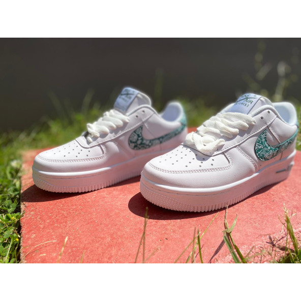Nike Air Force 1 '07 ESS Paisley Sneakers - 7