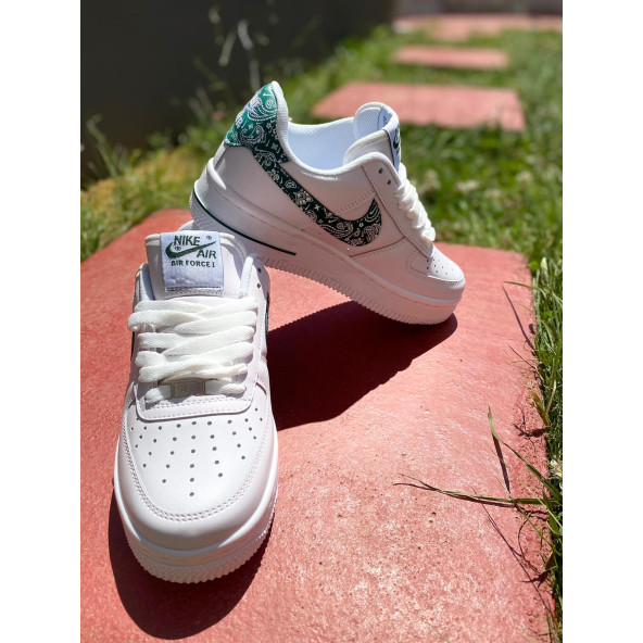 Nike Air Force 1 '07 ESS Paisley Sneakers - 8