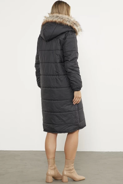 Suni Kürk Kapüşonlu Uzun Kaban - Siyah - Resim 6