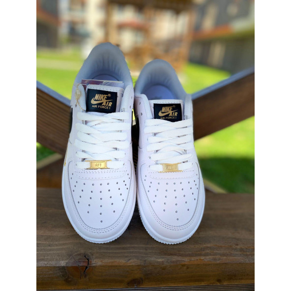 PTTAVM: Nike Air Force 1 '07 Essential Unisex Sneakers