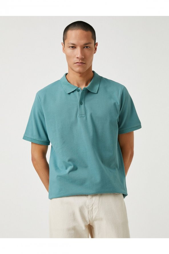 Basic Tişört Polo Yaka Düğme Detaylı